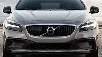 Volvo V40 Cross Country [2016-2019] Front View
