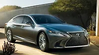 Lexus LS Right Front Three Quarter