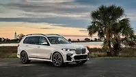 BMW X7 [2019-2023] Right Front Three Quarter