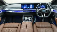 BMW i7 Dashboard