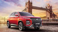 MG Hector Plus Right Front Three Quarter