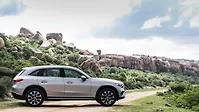 Mercedes-Benz GLC [2023-2024] Right Side View