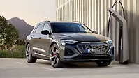 Audi Q8 e-tron Right Front Three Quarter