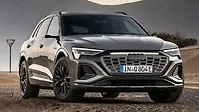 Audi Q8 e-tron Right Front Three Quarter