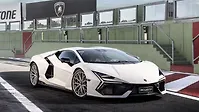 Lamborghini Revuelto Right Front Three Quarter