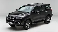 fortuner left front three quarter