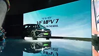 Vinfast VF MPV 7 Right Front Three Quarter