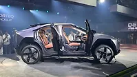 Mahindra BE 6 Sporteq Front Row Seats