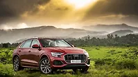 Audi Q8 [2020-2024] Right Front Three Quarter