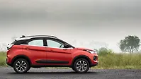 Tata Nexon [2020-2023] Right Side View