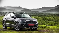 Skoda Kushaq [2021-2023] Right Front Three Quarter