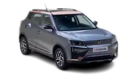 महिंद्रा XUV400 ठीक सामने तीन चौथाई