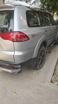 Second Hand Mitsubishi Pajero Sport 2.5 MT in Delhi Second Hand Mitsubishi Pajero Sport 2.5 MT in Delhi