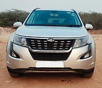 Second Hand Mahindra XUV500 W7 [2018-2020] in Agra