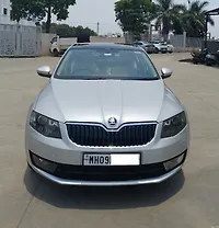 Second Hand Skoda Octavia [2017-2021] 2.0 TDI CR Style Plus AT [2017] in Sangli
