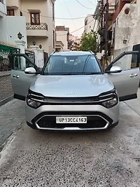 Second Hand Kia Carens [2023-2024] Prestige Plus 1.5 Diesel iMT 7 STR [2023-2024] in Aligarh