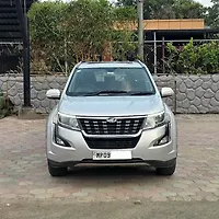 Second Hand Mahindra XUV500 W9 [2018-2020] in Indore