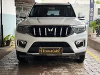 Second Hand Mahindra Scorpio N Z8 Diesel MT 2WD 7 STR [2023-2024] in Lucknow