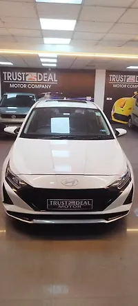 Second Hand Hyundai i20 Asta 1.2 MT [2023-2025] in Lucknow