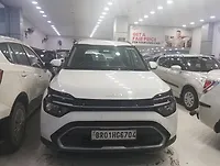 Second Hand Kia Carens [2022-2023] Prestige 1.5 Petrol MT 7 STR in Patna