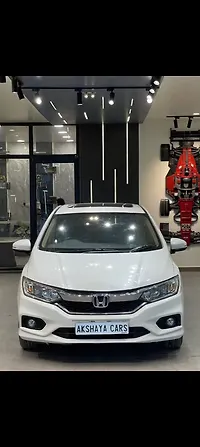 Second Hand Honda City 4th Generation VX Petrol [2017-2019] in Hyderabad