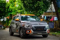 Second Hand Citroen C3 X Feel 1.2 Petrol Dual Tone [2022] in Kolkata