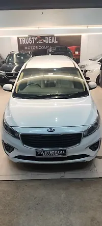 Second Hand Kia Carnival [2020-2023] Premium 7 STR in Lucknow