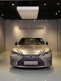 Second Hand Lexus Old Generation ES 2018 300h Exquisite [2020-2021] in Delhi