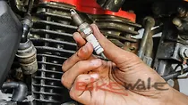 How to clean or replace a spark plug How to clean or replace a spark plug