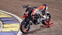 Ducati Hypermotard 950 RVE: Image Gallery