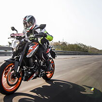 KTM LAUNCHES THE ALL NEW MY21 KTM 125 DUKE