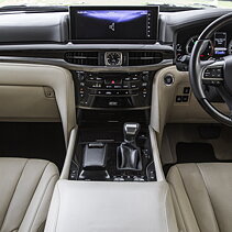 Lexus Lx Photo Interior Image Carwale