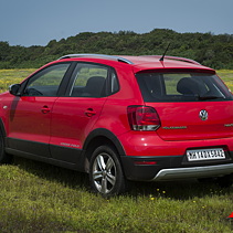 Volkswagen polo cross online 2015