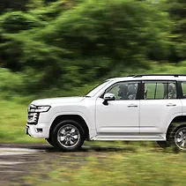 Land Cruiser Image