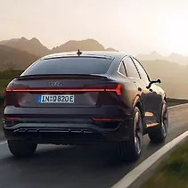 Q8 स्पोर्टबैक ई-ट्रॉन Image