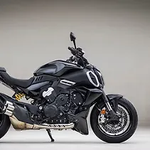 Diavel V4 Image