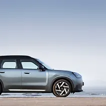 कंट्रीमैन इलेक्ट्रिक Image