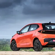 अल्ट्रोज़ Image