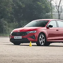 ऑक्टाविया आरएस Image