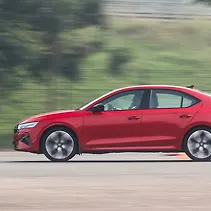 ऑक्टाविया आरएस Image