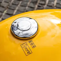 Tracker 400 Image