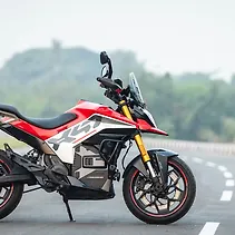 X47 क्रॉसओवर Image