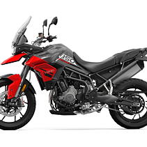 bmw gs 850 vs triumph tiger 800