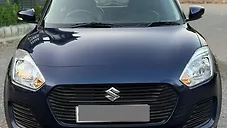 Used Maruti Suzuki Swift VXi AMT in Gurgaon