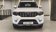 Used Mahindra Scorpio N Z8 Select Petrol AT [2024-2024] in Delhi