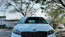 Used Kia Carnival Limousine Plus 7 STR in Pune