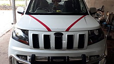 Second Hand Mahindra TUV300 T10 in Veraval