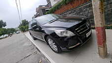Second Hand Mercedes-Benz R-Class R350 4MATIC in Faridabad