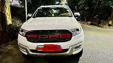 Second Hand Ford Endeavour Titanium 3.2 4x4 AT in Noida