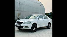 Used Skoda Laura Ambiente 2.0 TDI CR AT in Mohali